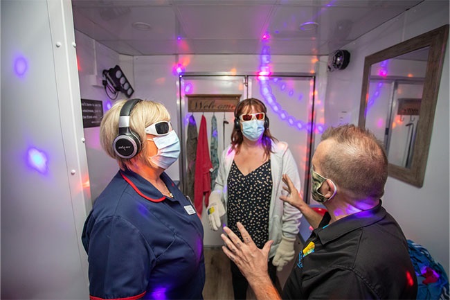 Tour bus gives Redditch care staff an insight into dementia - The ...